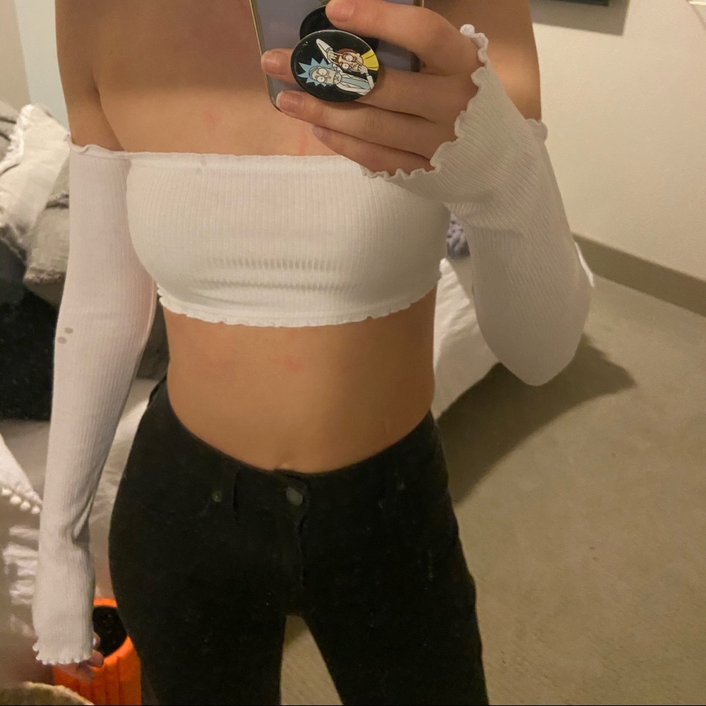 White urban outfitter crop top